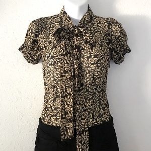 Short sleeve brown cream blouse XS ties on the neck